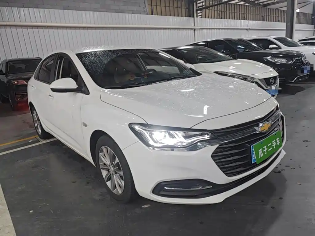 Chevrolet Monza — миниатюра 4