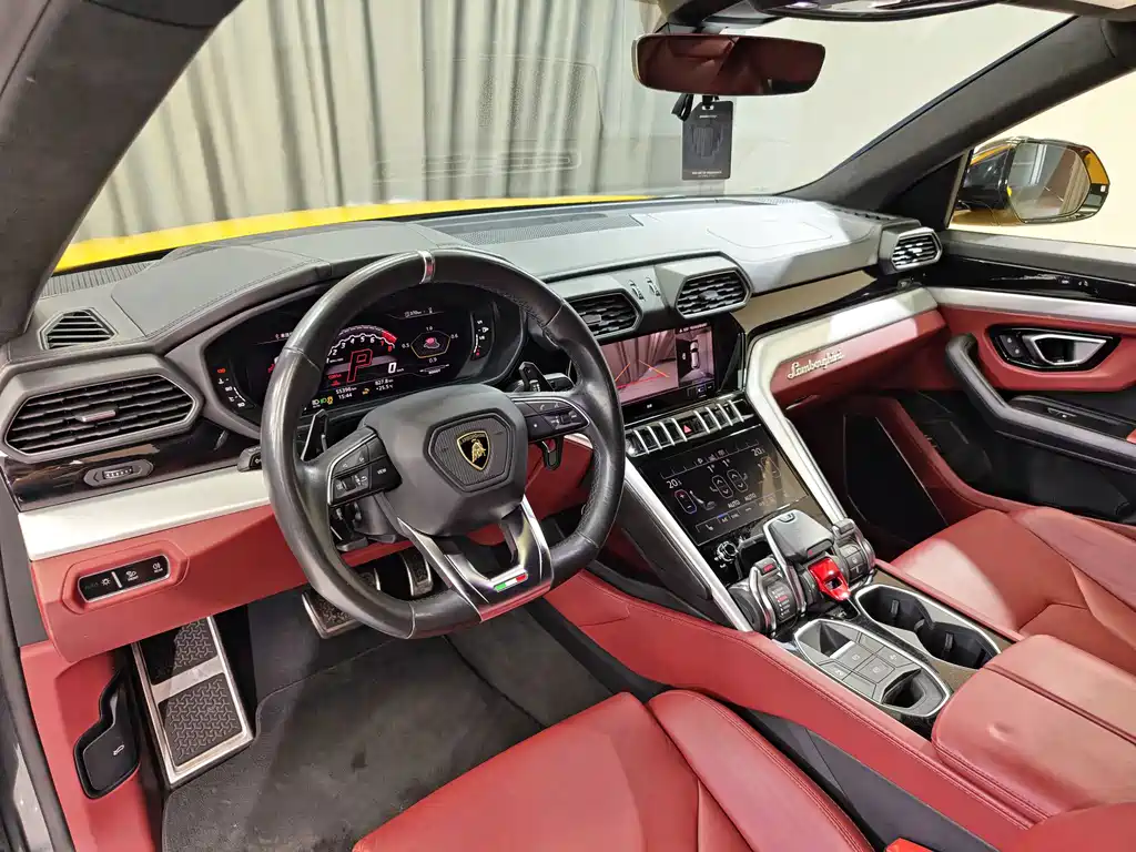 Lamborghini Urus — миниатюра 7