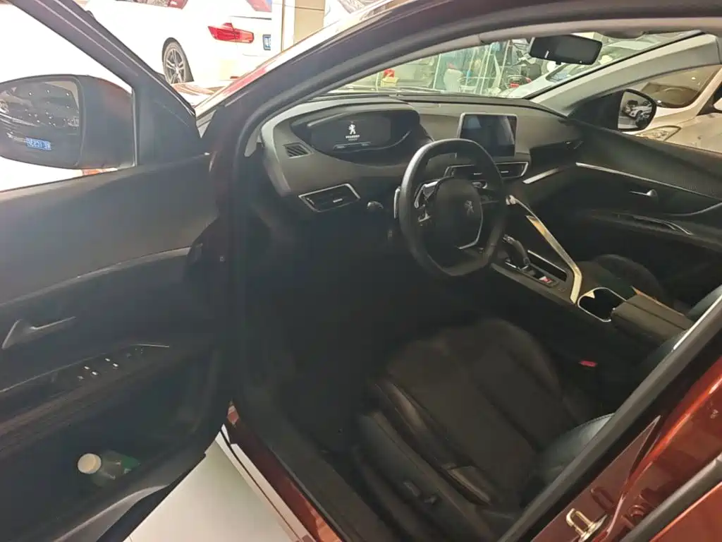 Peugeot 4008 — миниатюра 21