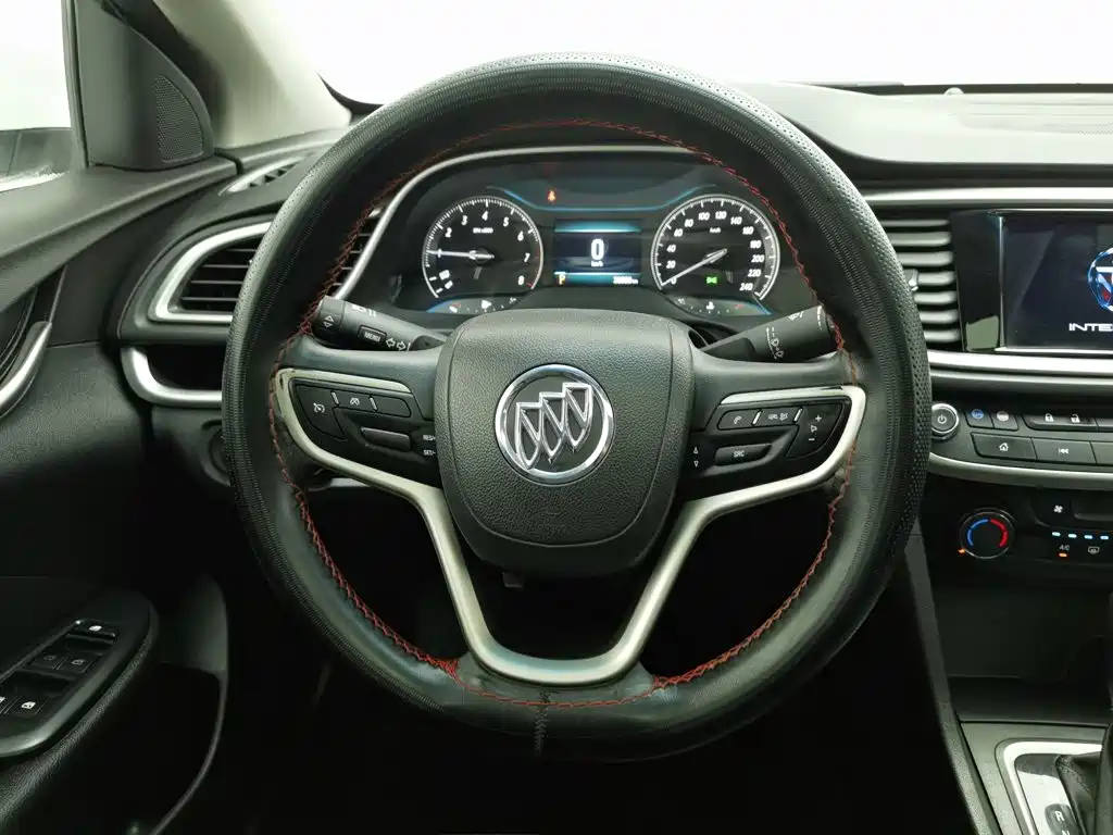 Buick Excelle — миниатюра 11