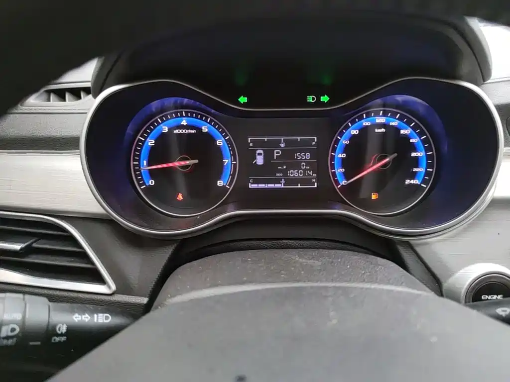 Geely Vision — миниатюра 12