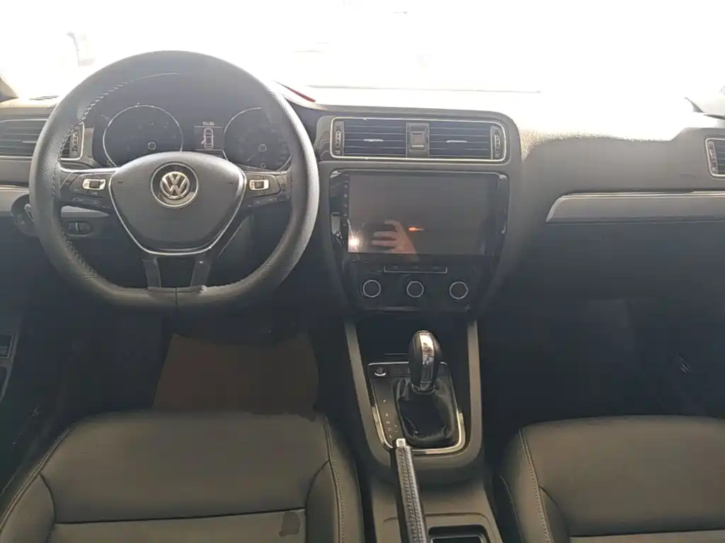 Volkswagen Sagitar — миниатюра 10