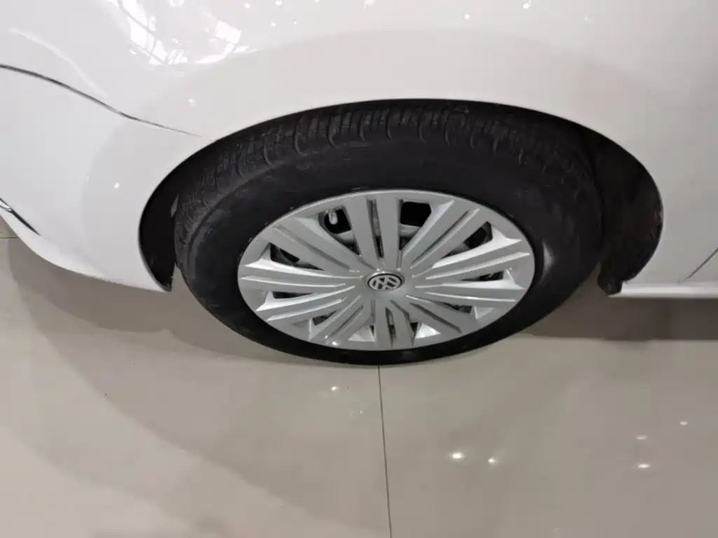 Volkswagen Polo — миниатюра 23