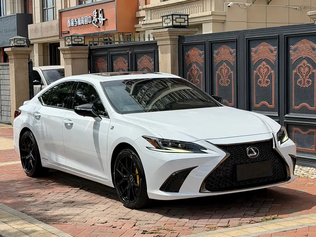 Lexus ES — миниатюра 3