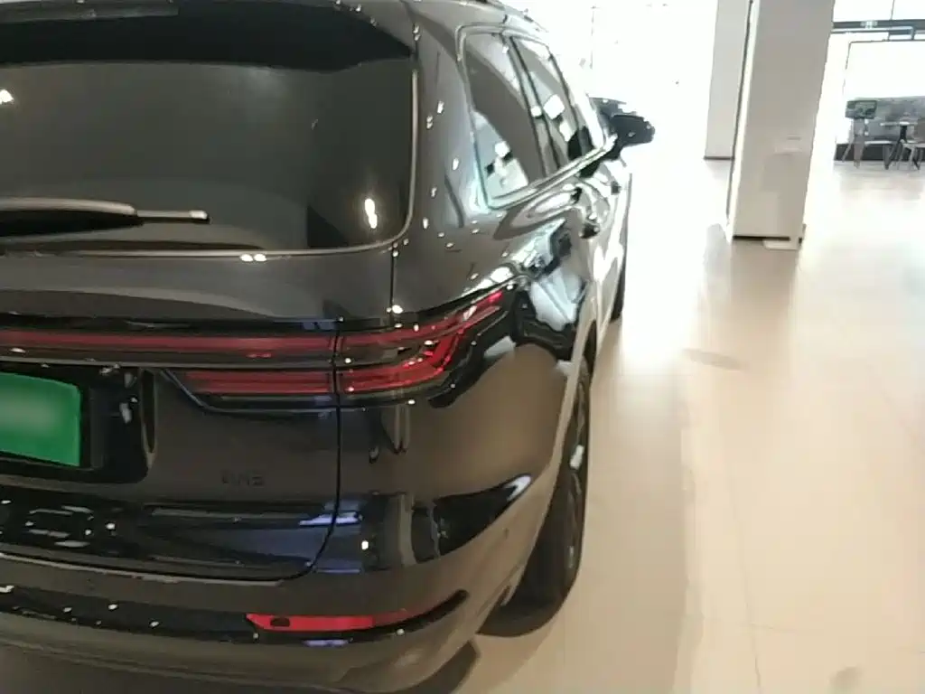 Li Auto Li ONE — миниатюра 8