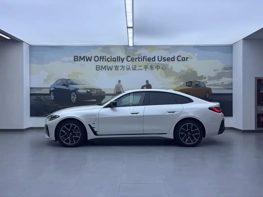 BMW i4 2022 eDrive40