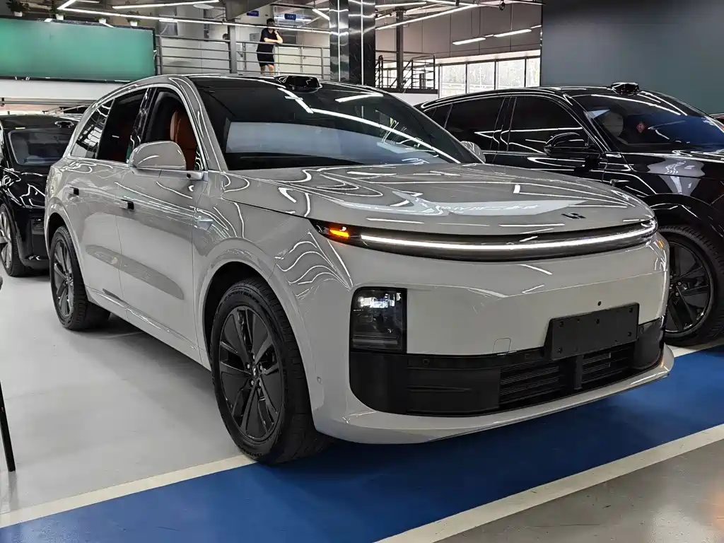 Li Auto Li L6 — миниатюра 3
