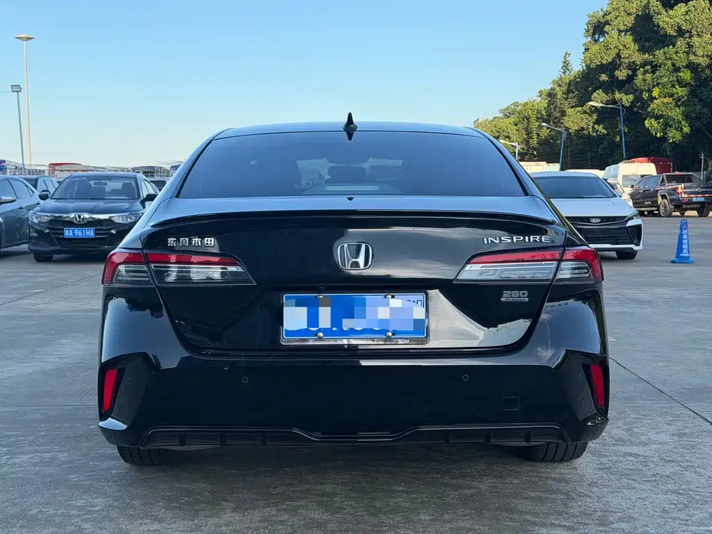 Honda Inspire — миниатюра 8