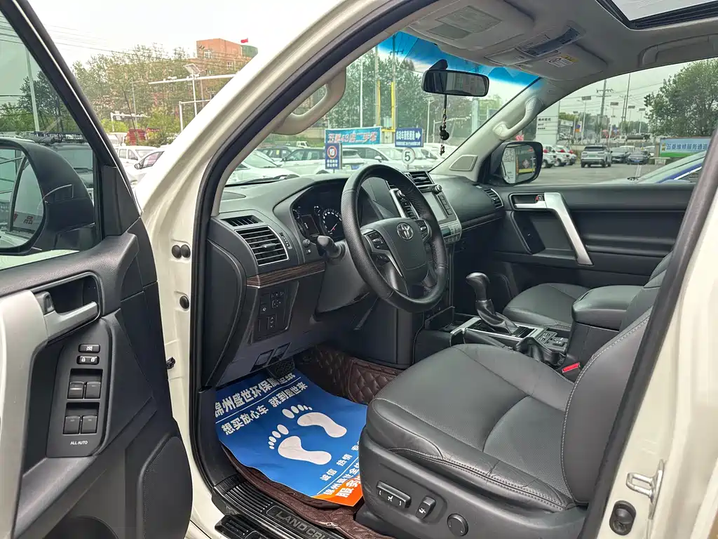 Toyota Land Cruiser Prado 2018 3.5L AT TX-L