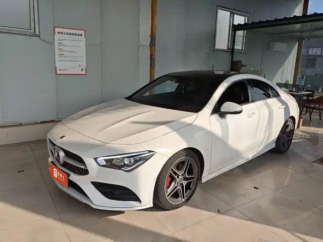 MERCEDES-BENZ CLA