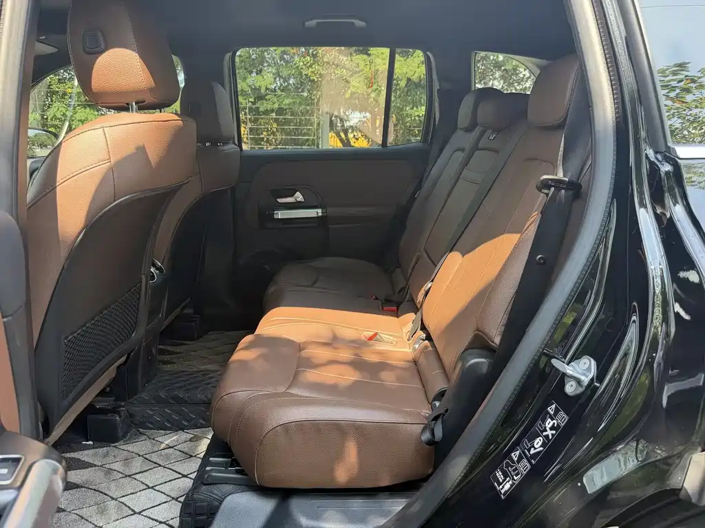 Mercedes-Benz GLB — миниатюра 15