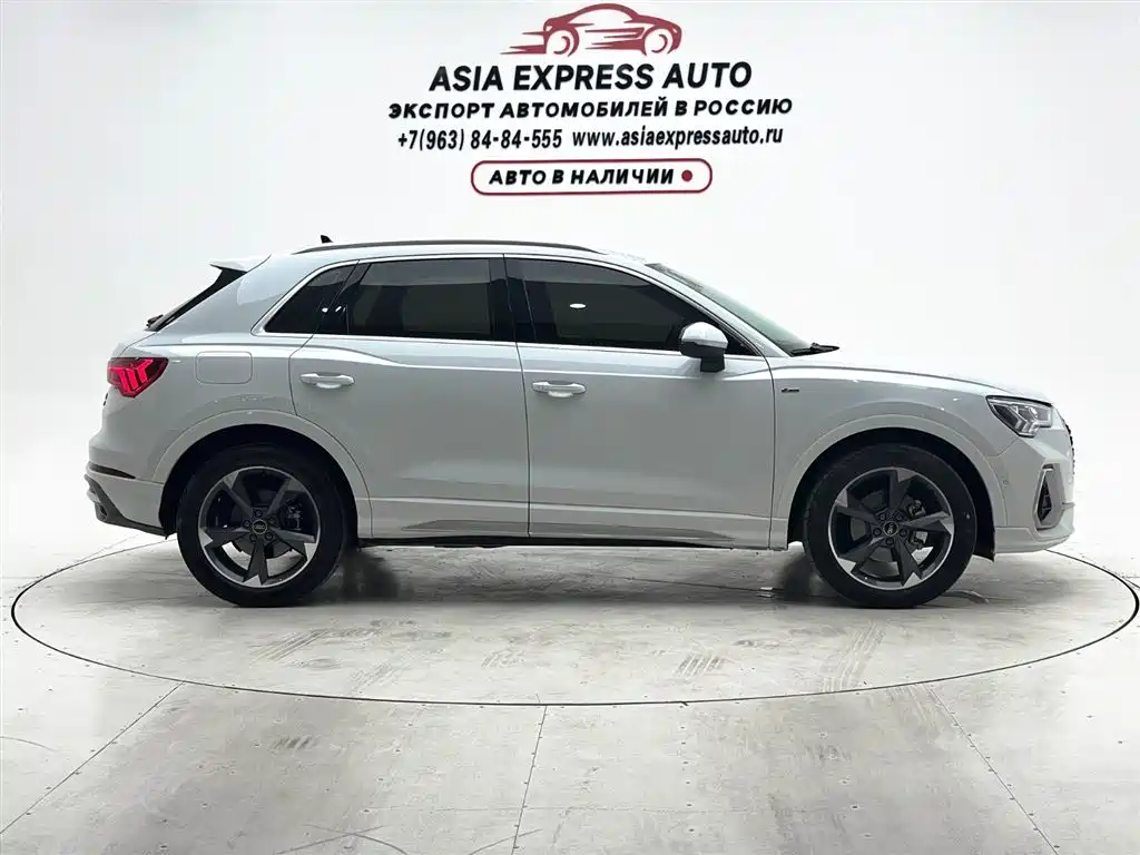 Audi Q3 2023 35 TFSI Fashion (1.4T)