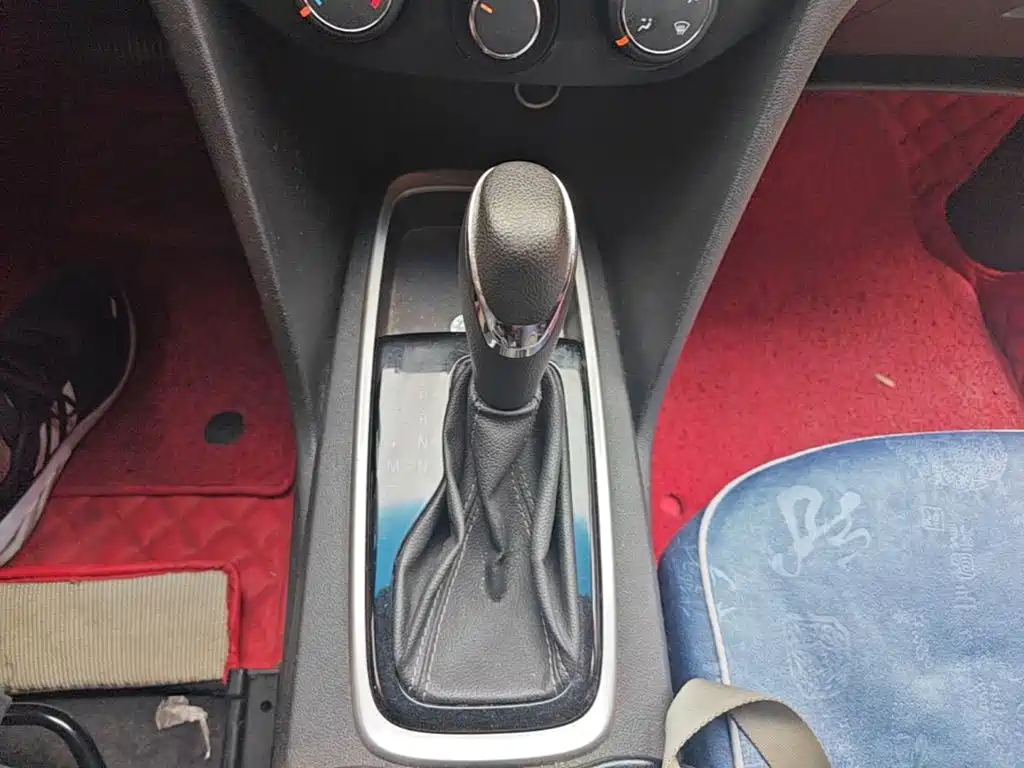 Chevrolet Cavalier — миниатюра 14