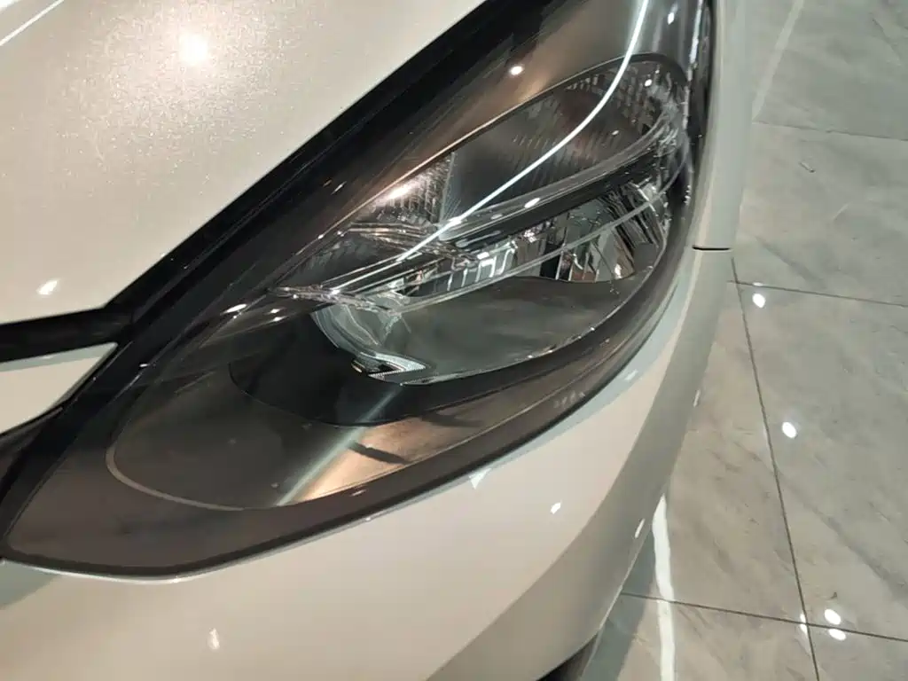 Honda Fit — миниатюра 24