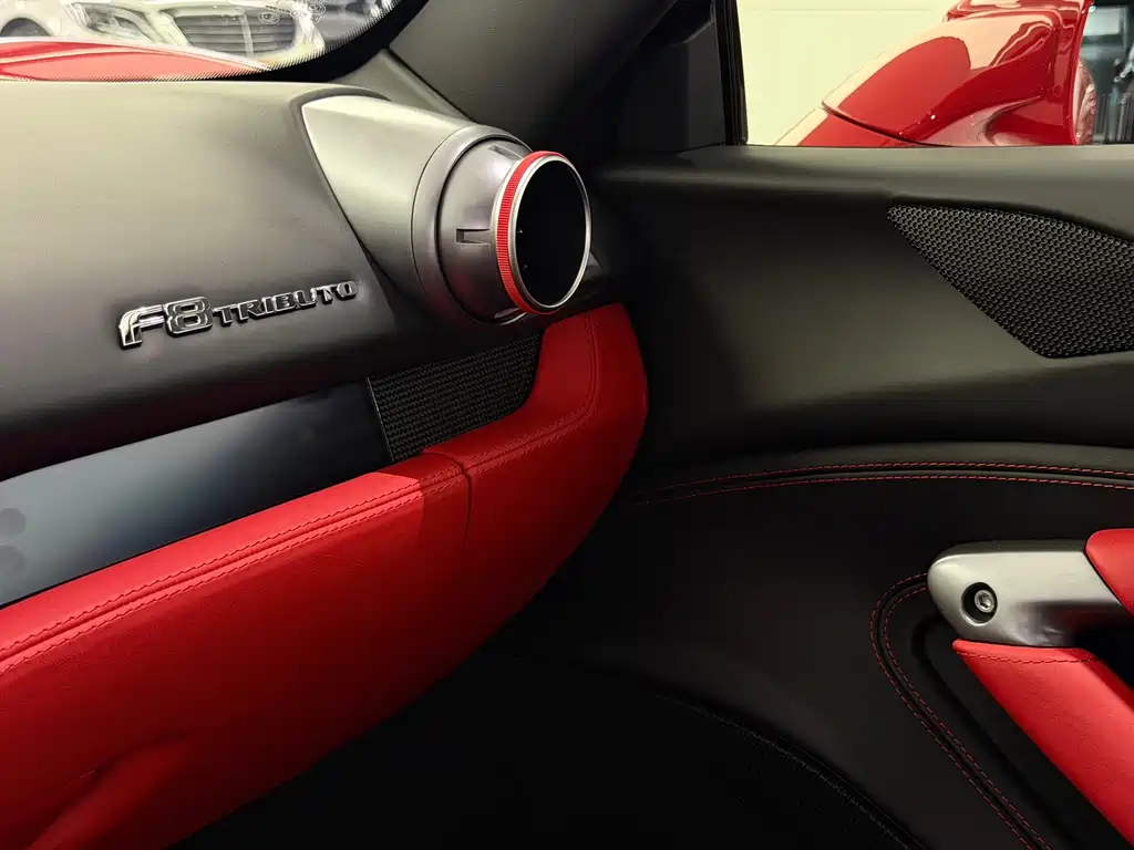 Ferrari F8 — миниатюра 20