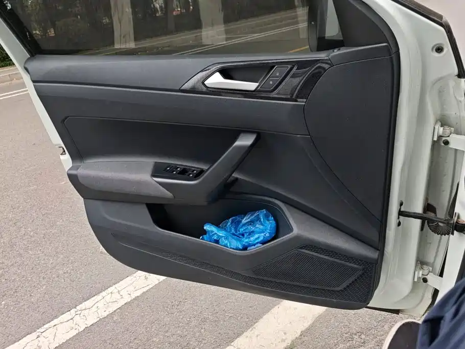 Volkswagen Lavida — миниатюра 7