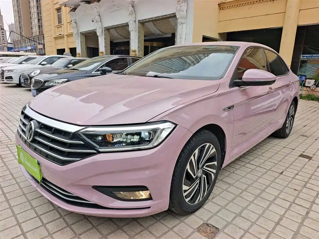 Volkswagen Sagitar 2022