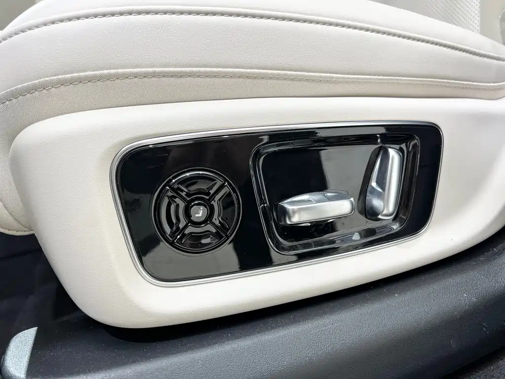 Li Auto Li L9 — миниатюра 14