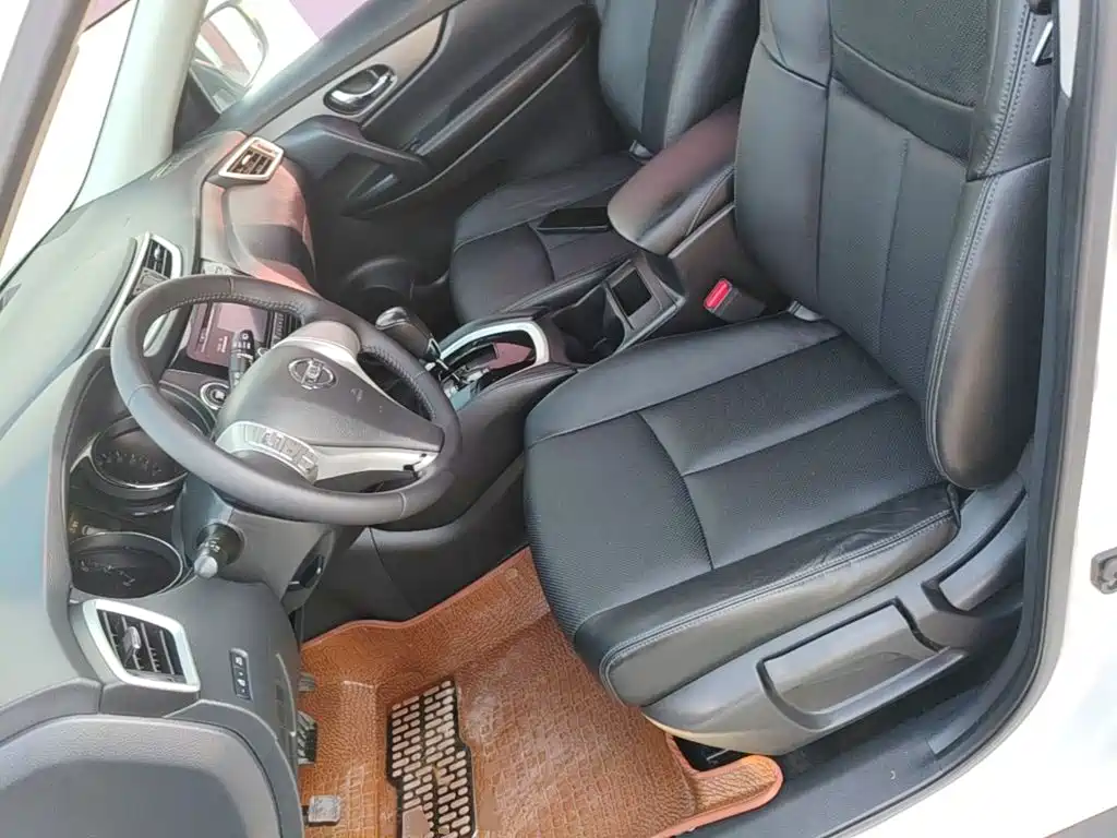 Nissan X-Trail — миниатюра 15