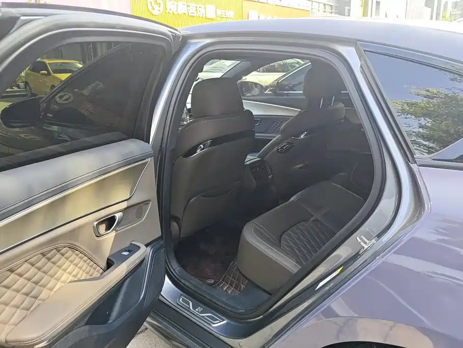 BYD Han — миниатюра 8