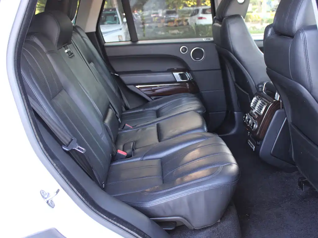 Land Rover Range Rover — миниатюра 15