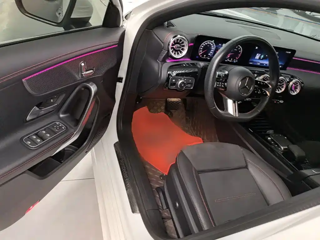 Mercedes-Benz A-Class — миниатюра 16