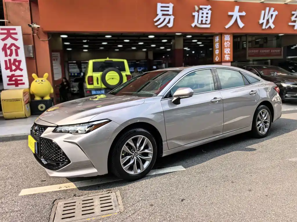 Toyota Avalon — миниатюра 5