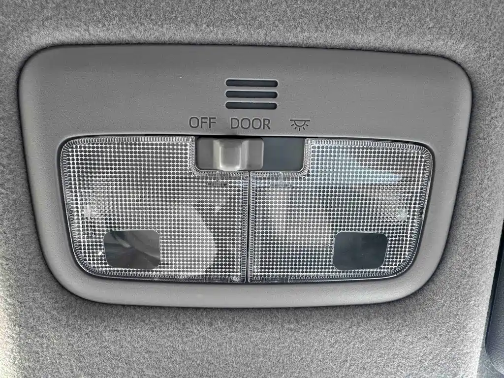 Toyota Yaris L — миниатюра 14