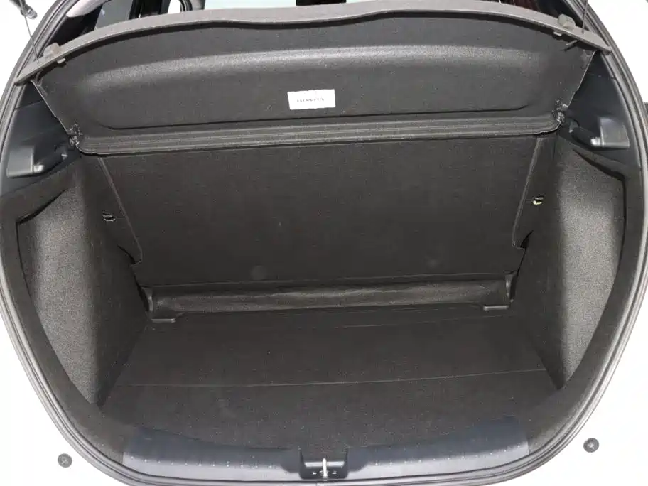 Honda Fit — миниатюра 16