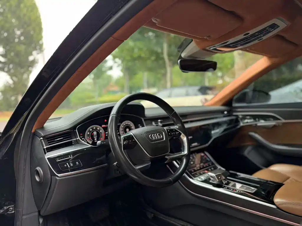 Audi A8 — миниатюра 7