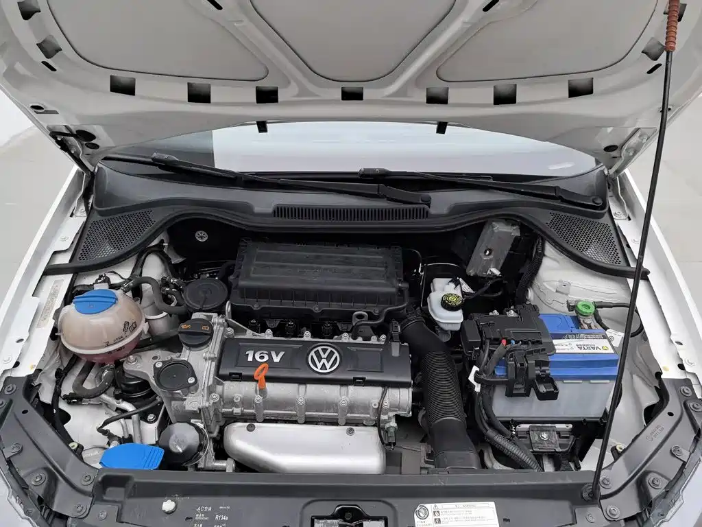 Volkswagen Polo — миниатюра 6