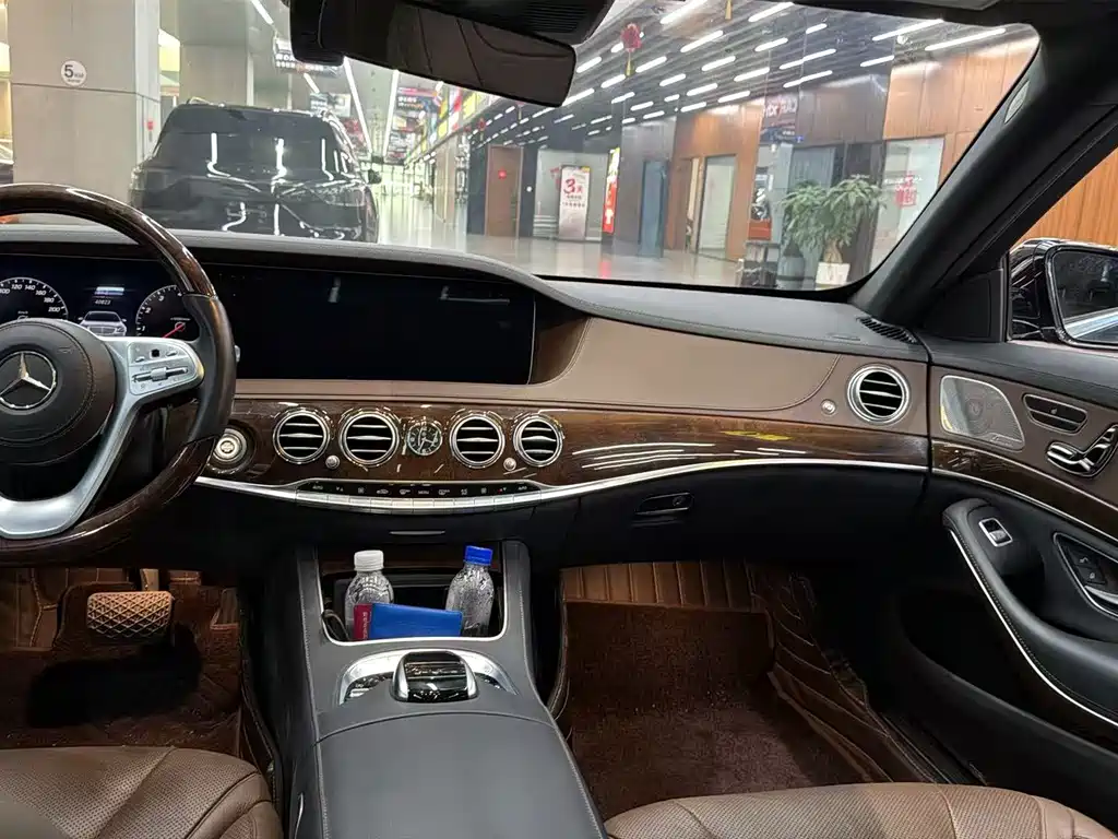 Mercedes-Benz S-Class — миниатюра 3
