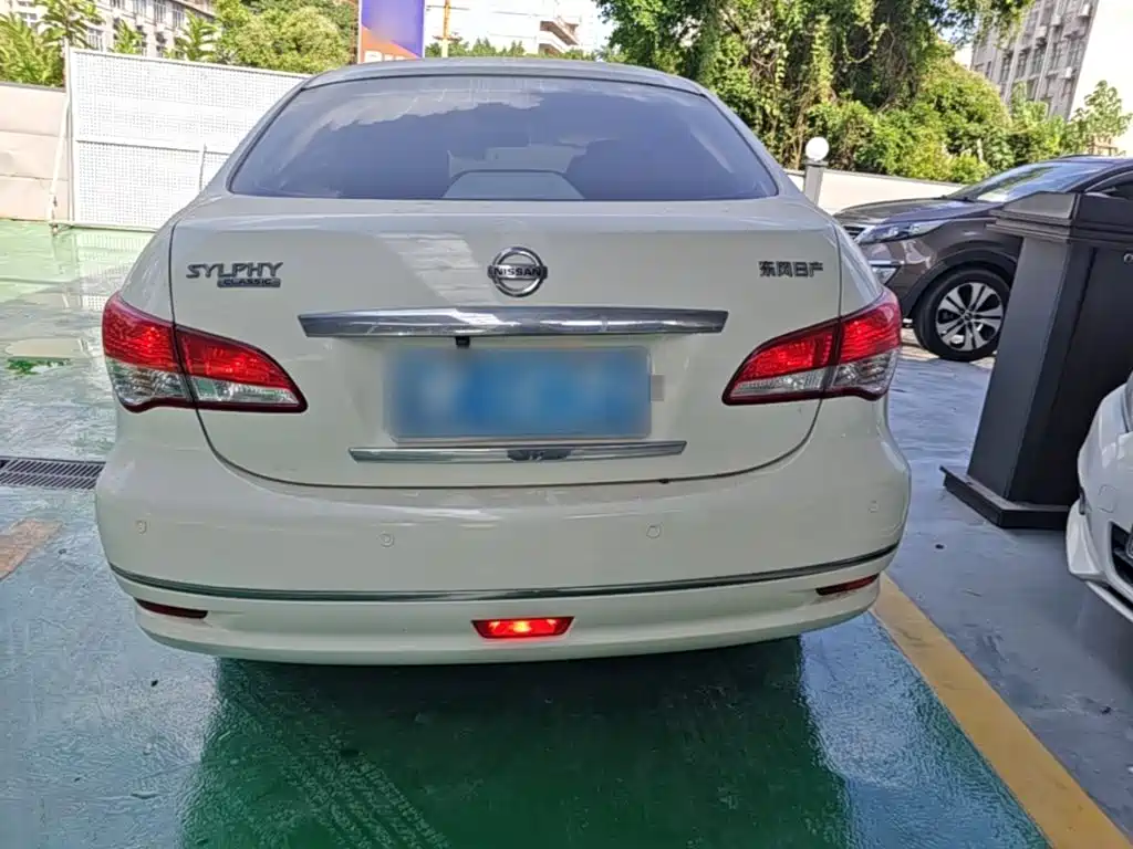 Nissan Sylphy — миниатюра 6