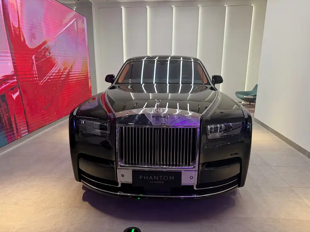 Rolls-Royce Phantom — миниатюра 2