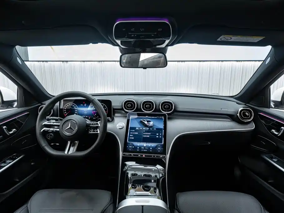 Mercedes-Benz C-Class — миниатюра 15