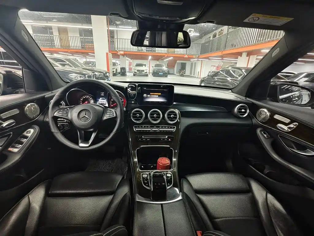 Mercedes-Benz GLC 2016 GLC 260 4MATIC Luxury