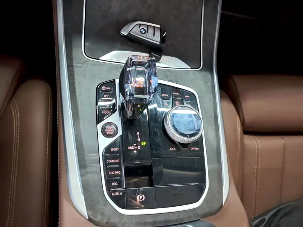 BMW X5 (Import) — миниатюра 14