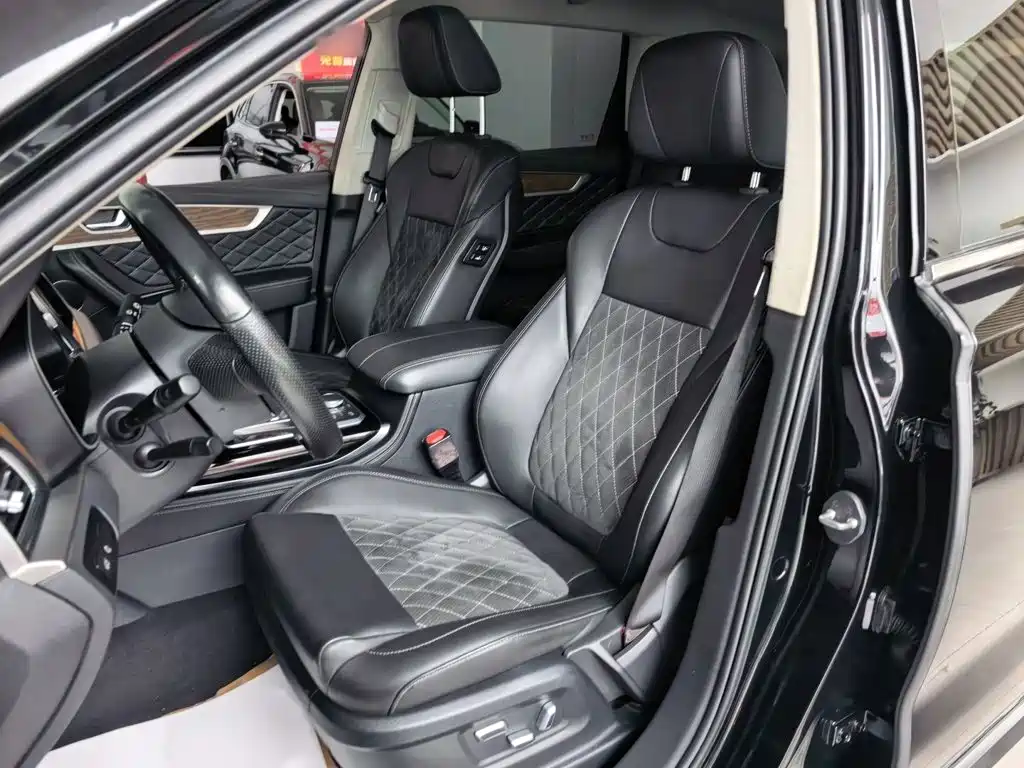 Hongqi Hongqi HS7 — миниатюра 10