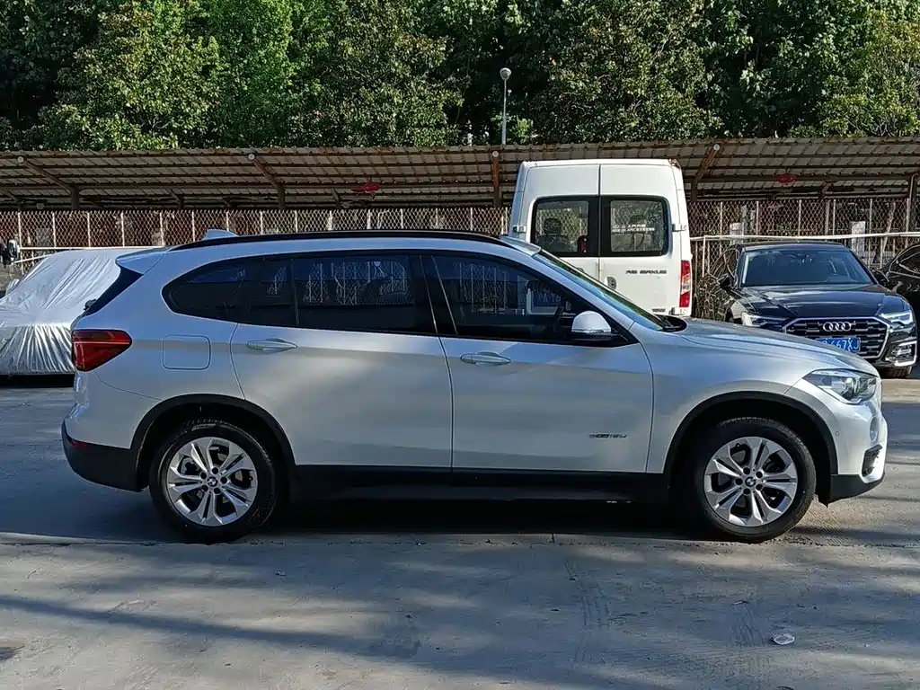 BMW X1 — миниатюра 3