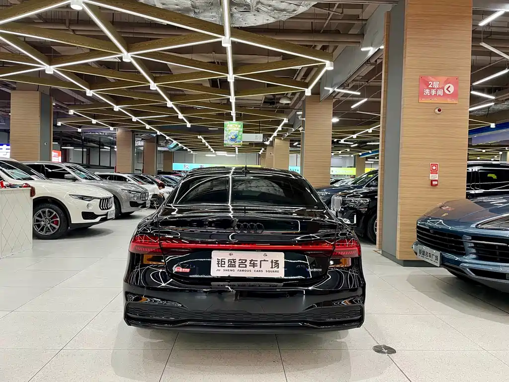 Audi A7L — миниатюра 7