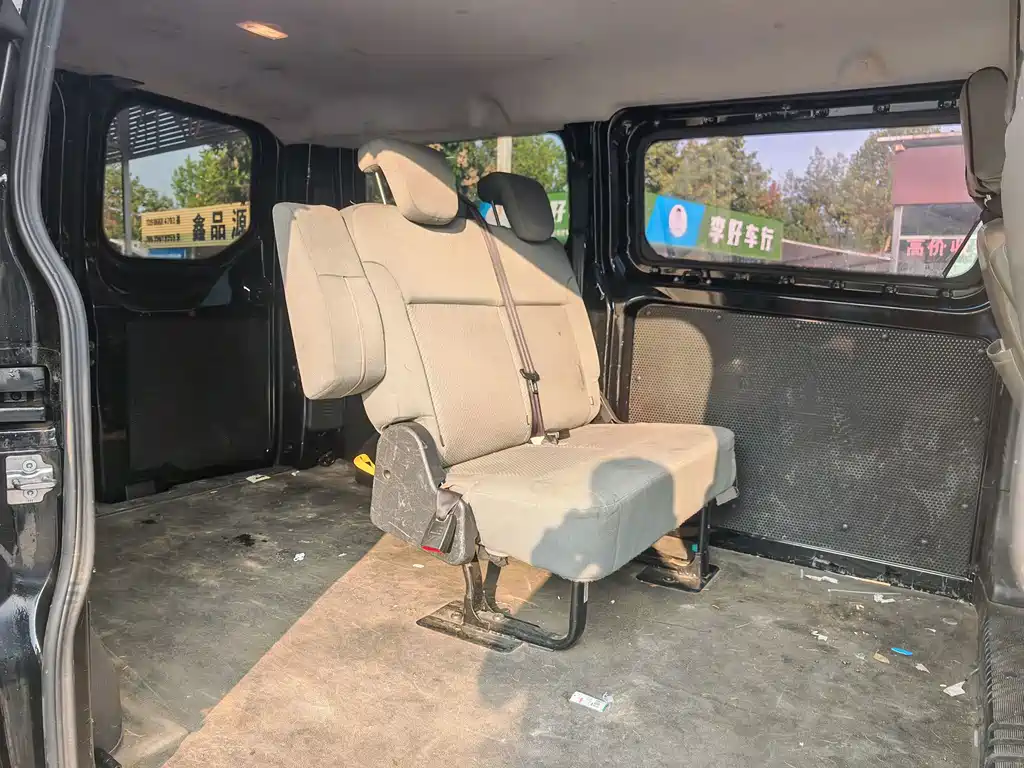 Ford Transit — миниатюра 4