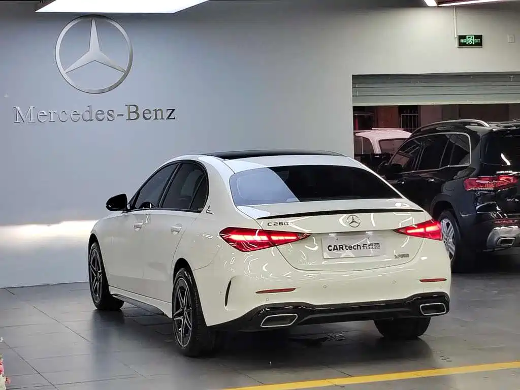 Mercedes-Benz C-Class — миниатюра 4
