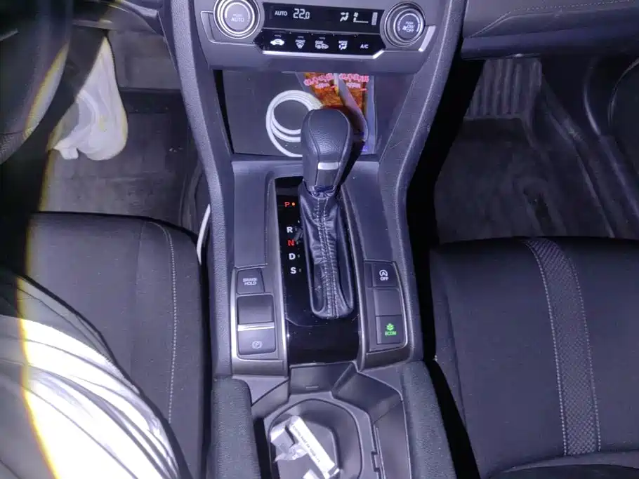 Honda Civic — миниатюра 16