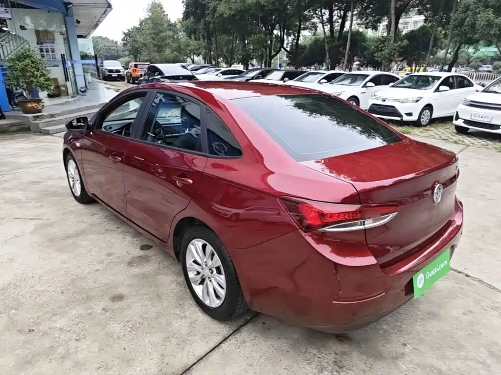 Buick Excelle — миниатюра 5