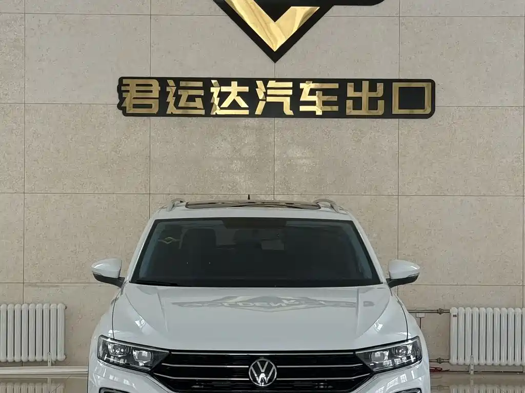 Купить Volkswagen T-Roc