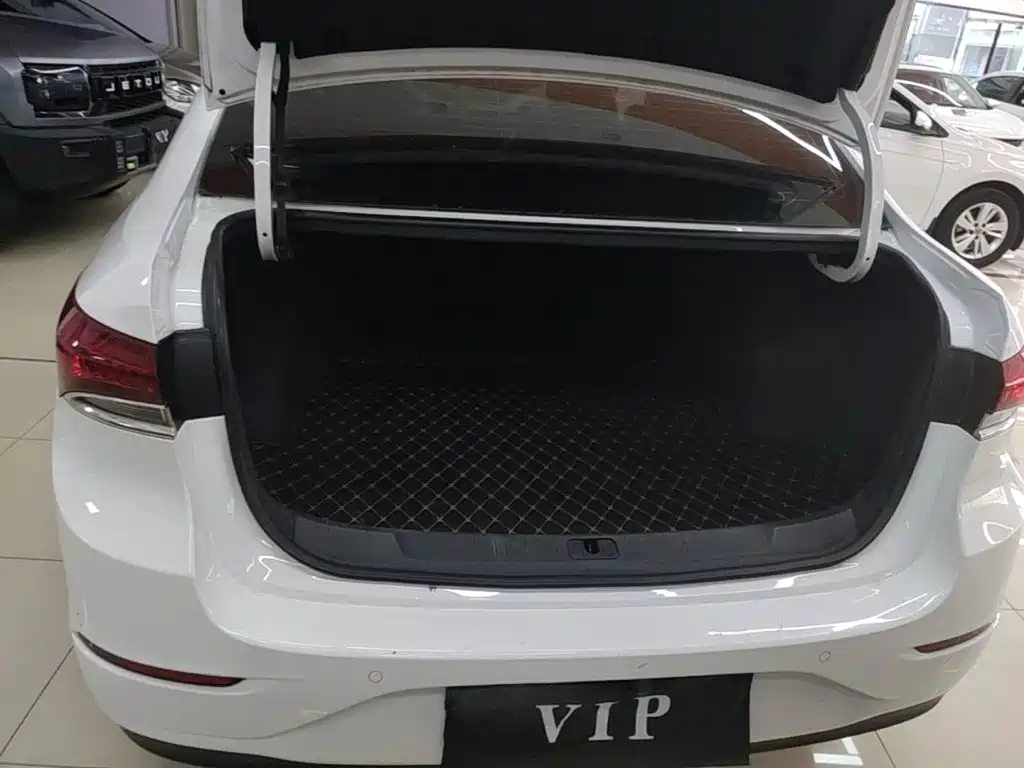 Buick Excelle — миниатюра 19