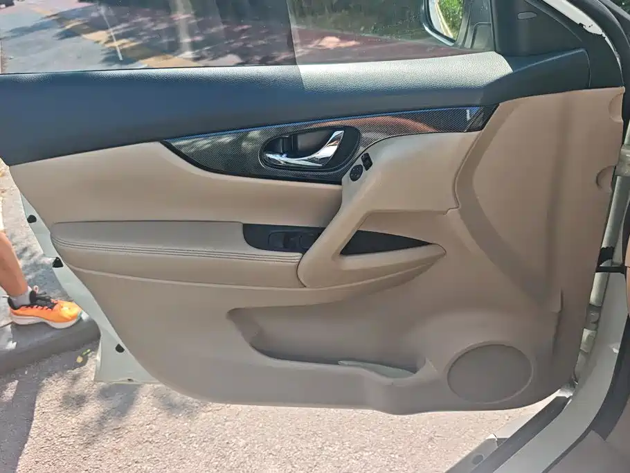 Nissan X-Trail — миниатюра 7