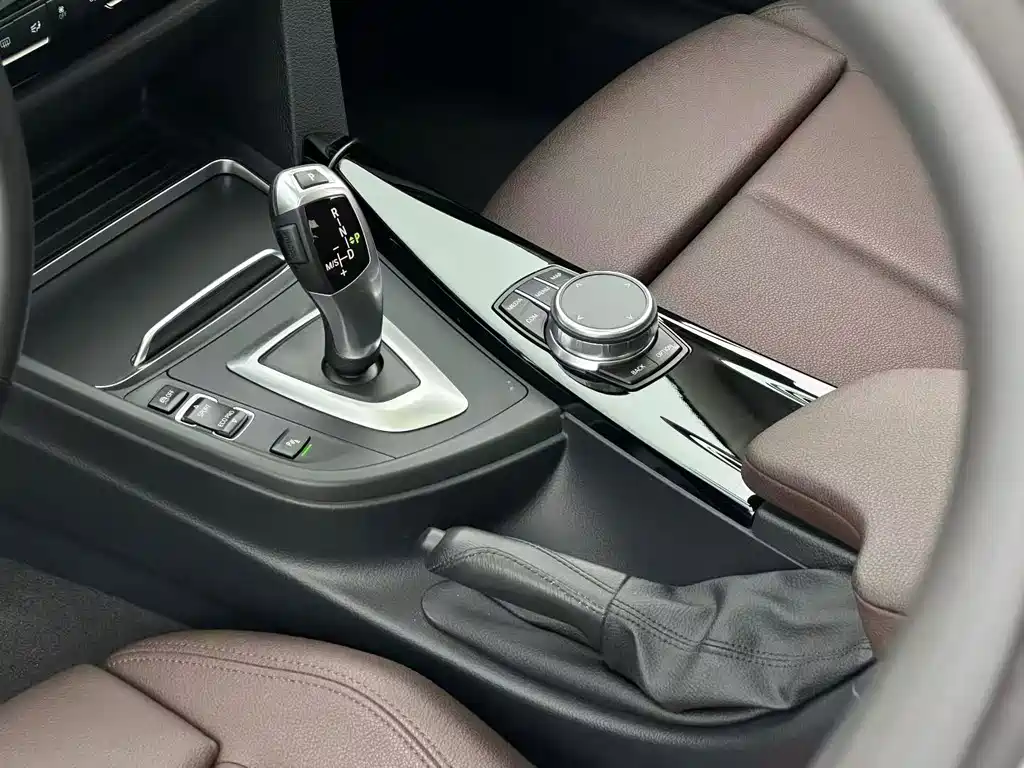 BMW 3 Series — миниатюра 10