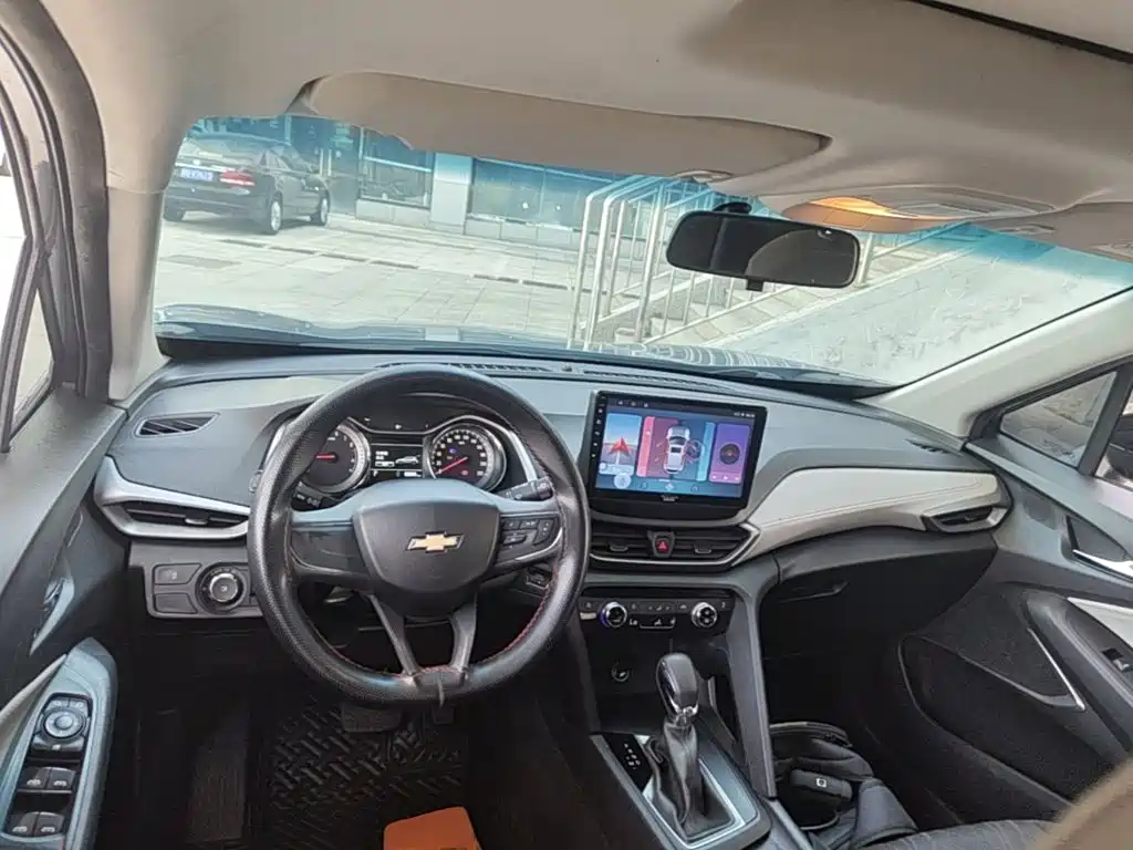 Chevrolet Volando — миниатюра 10