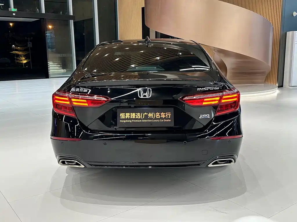 Honda Inspire — миниатюра 9